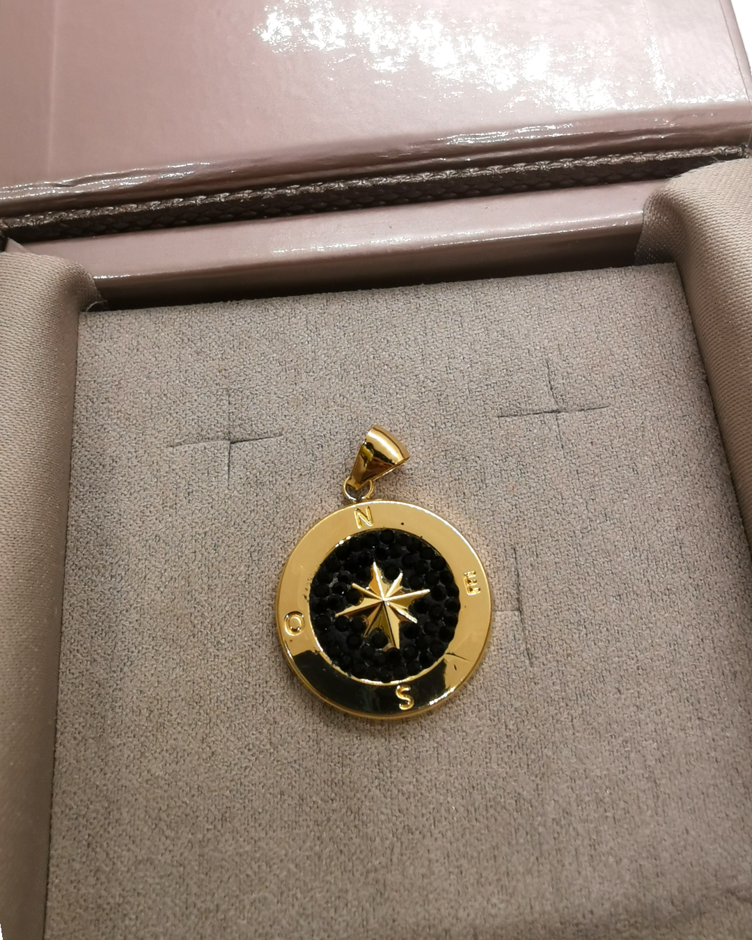 Ciondolo ''Rosa dei Venti'' Oro 750/1000