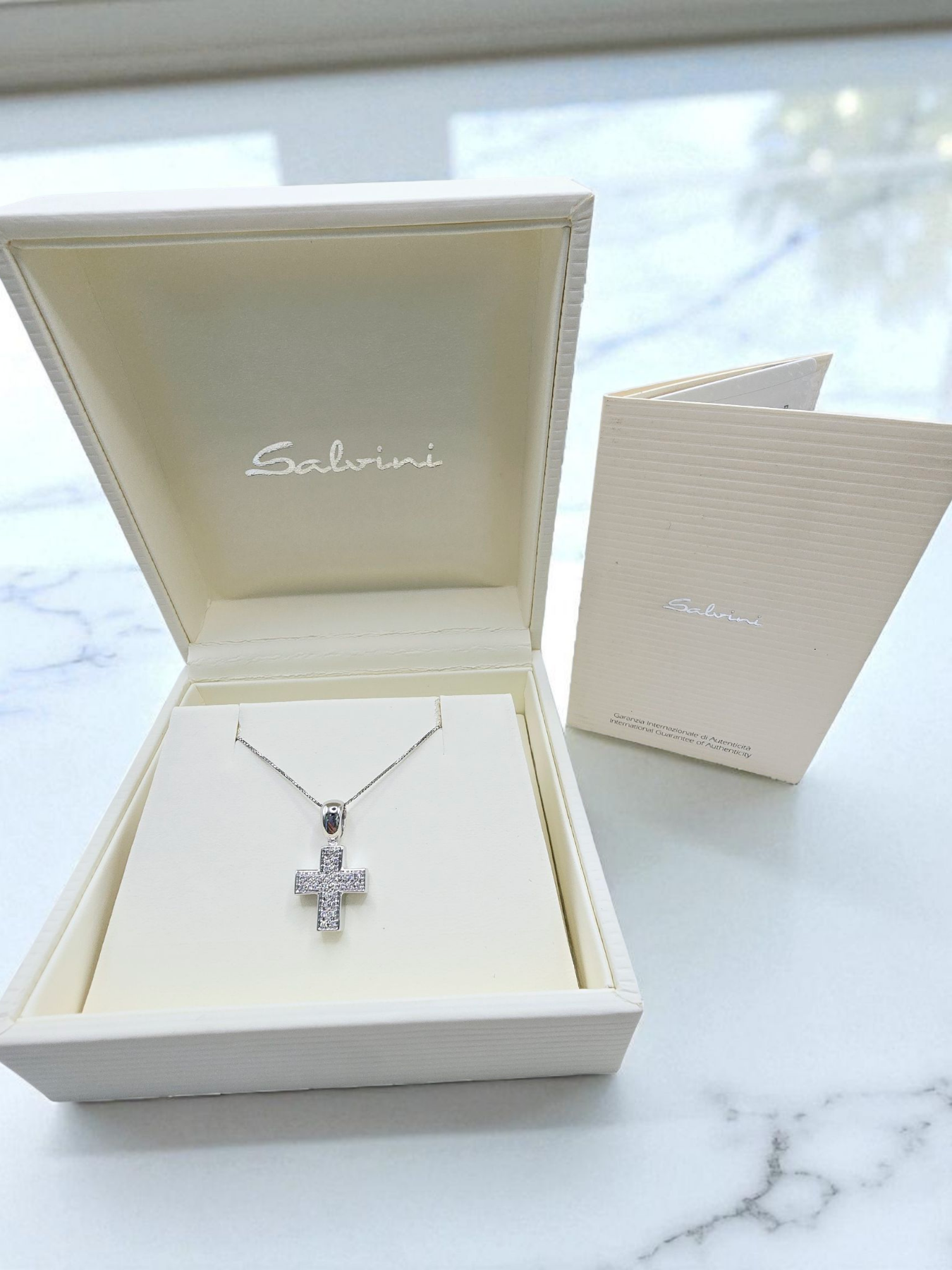 Girocollo Crocefisso Salvini Oro 750/1000