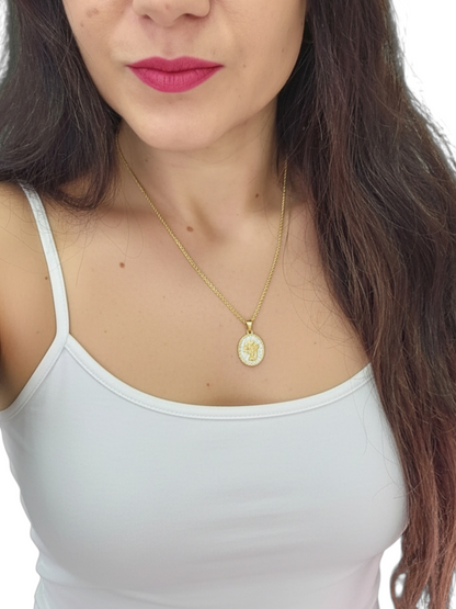 Collana con Madonna Oro 750/1000